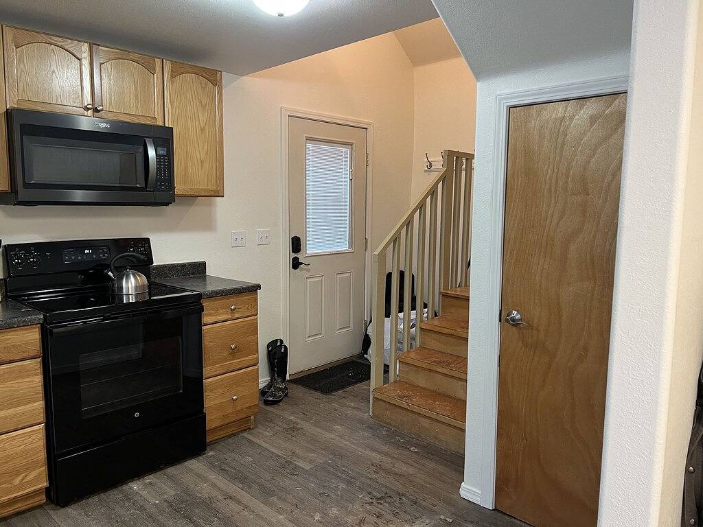 Caribou Cabin in North Pole, Alaska in Fairbanks, Fairbanks North Star