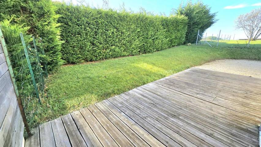 Gîte pour 4 personnes, avec jardin et vue à Ozillac - 3