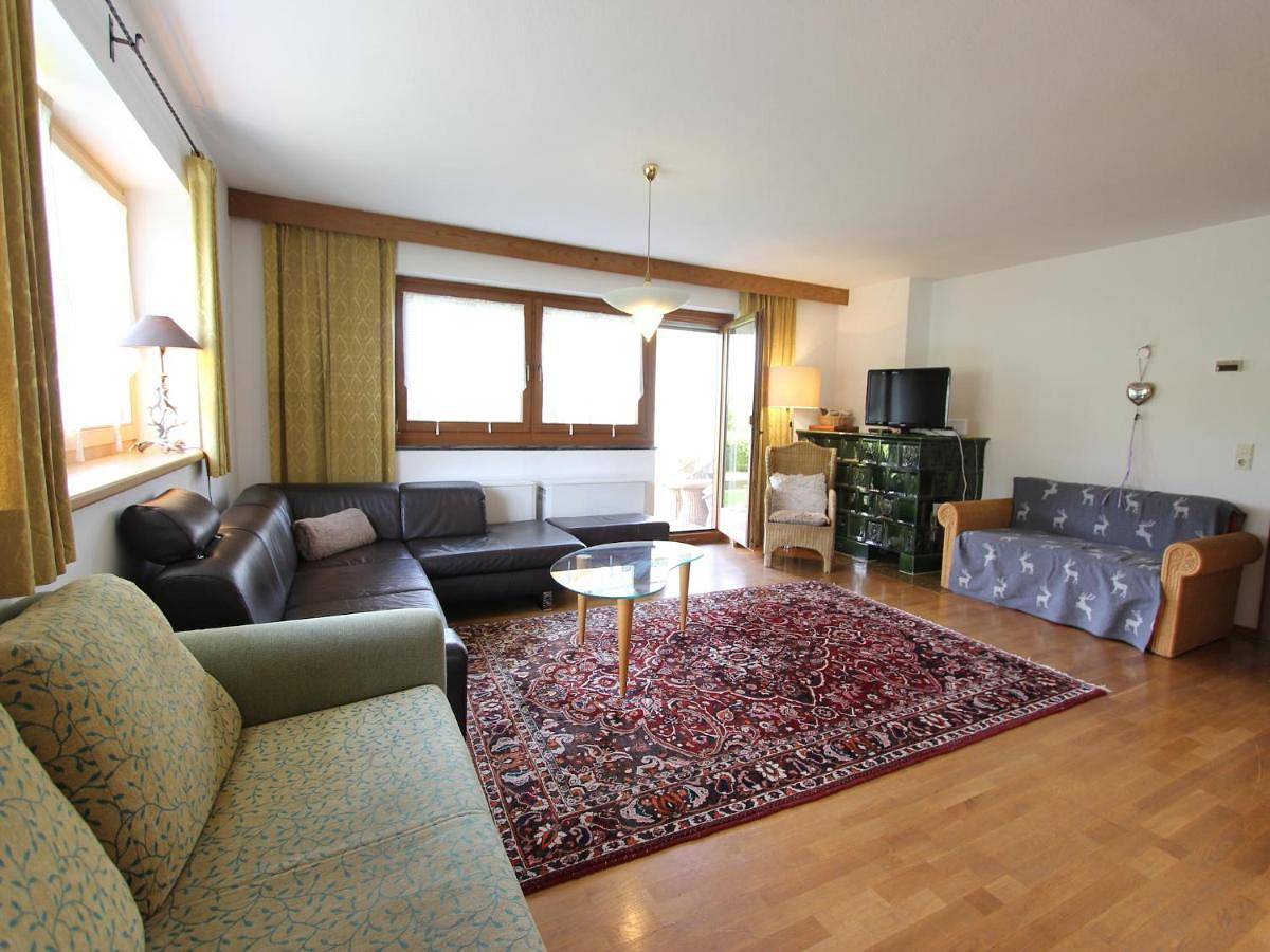 Chalet in St Johann near Ski Slopes in Sankt Johann in Tirol, Kaisergebirge