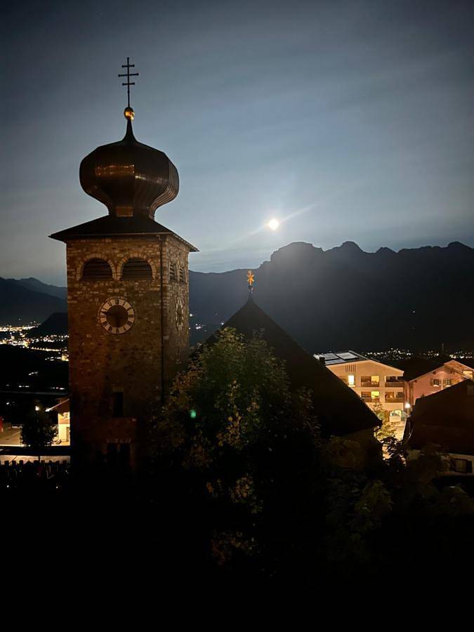 Gîte pour 5 personnes, avec vue et jardin, adapté aux familles à Triesenberg - 2
