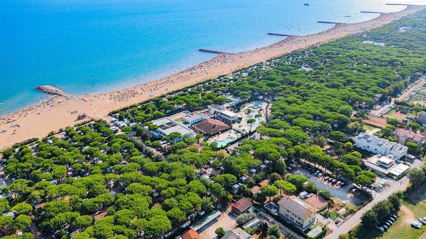 Casa mobile per 4 persone, con Terrazza e Sauna a Cavallino