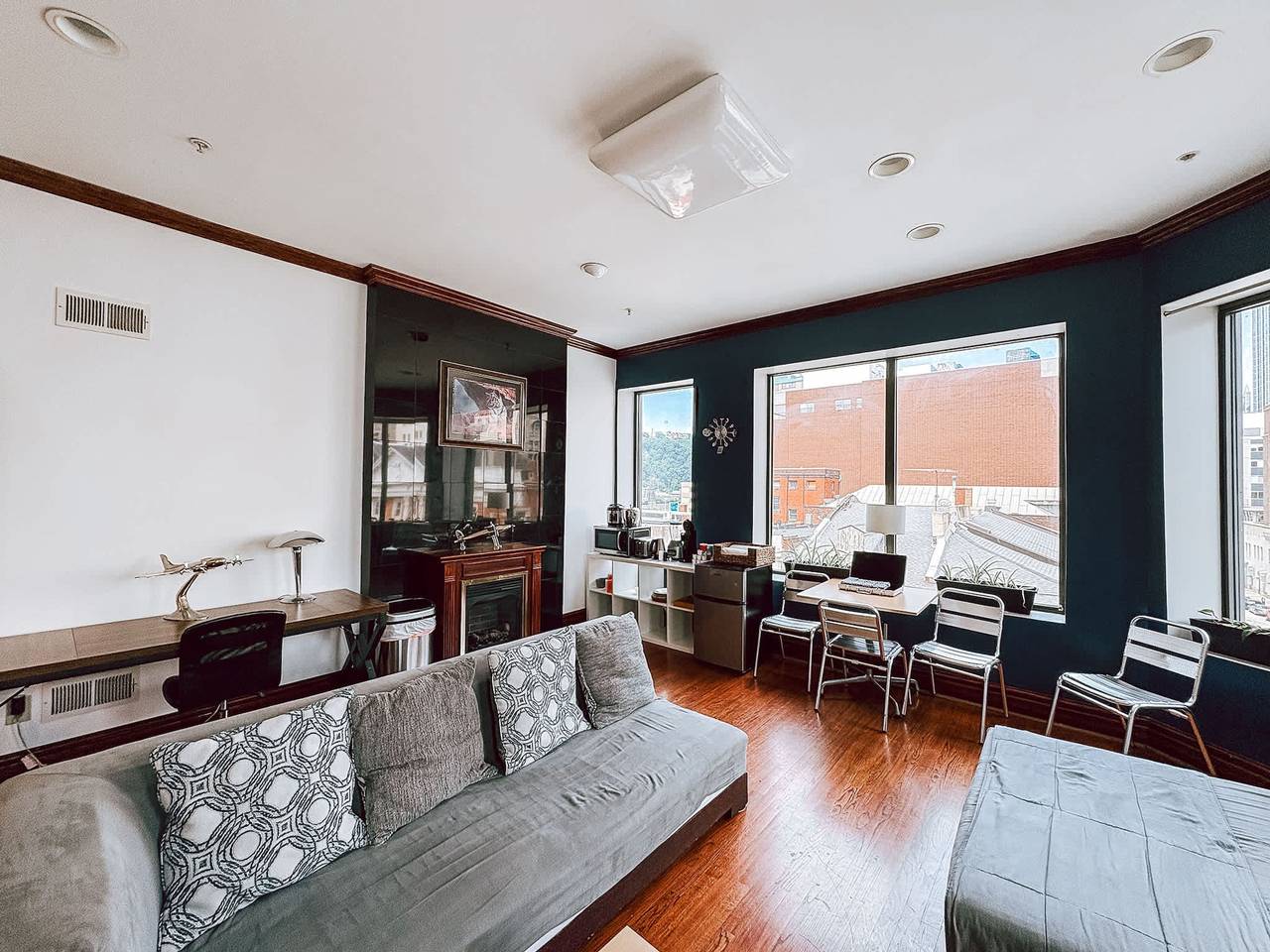 Apartamento entero, City Sights   2 Queen Beds   Downtown Apt in Pittsburgh, Condado de Allegheny