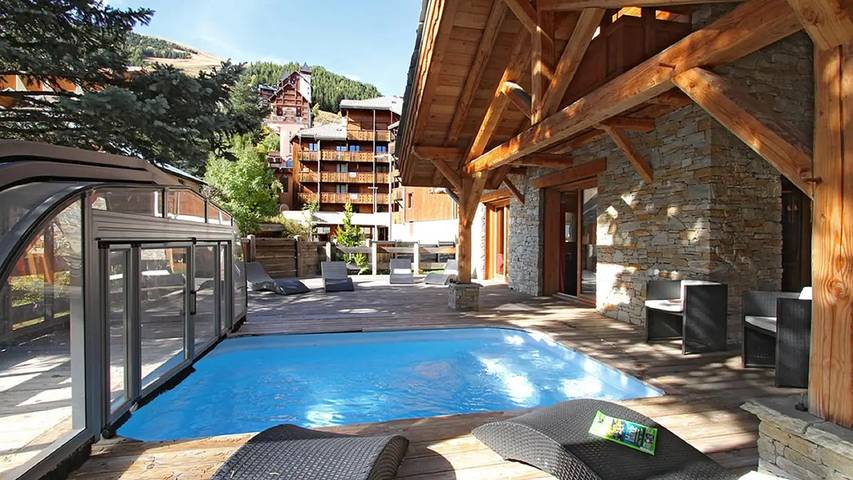 Chalet pour 15 personnes, avec piscine ainsi que balcon et sauna dans Les Deux Alpes - 2