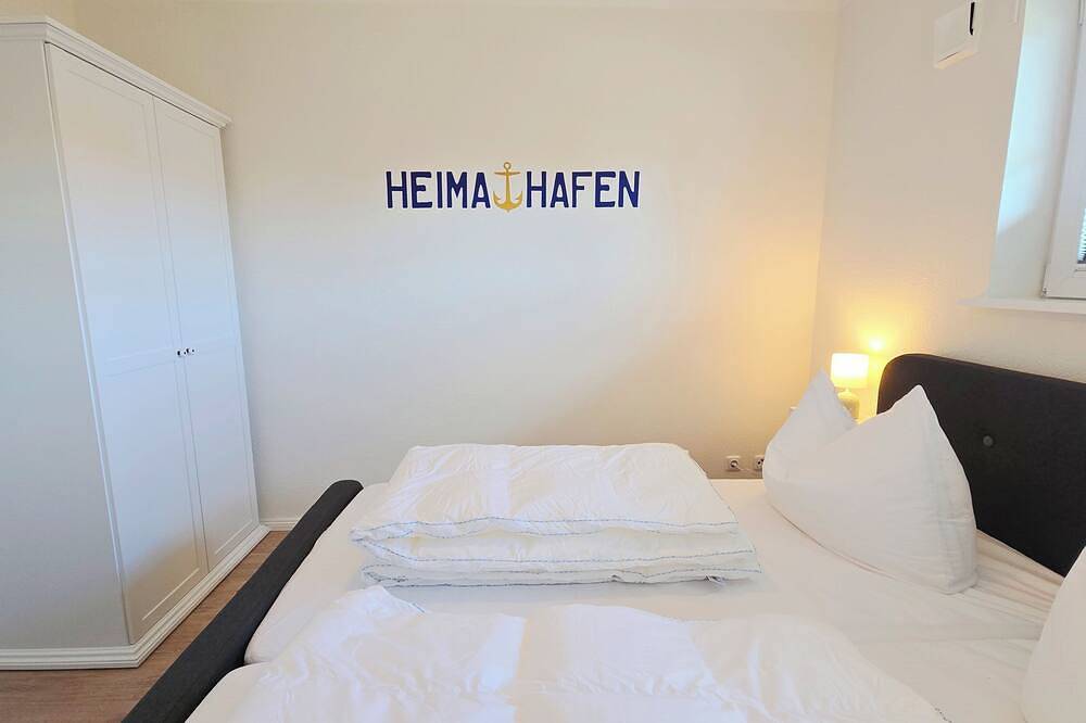 Wunderschönes 220qm Ferienhaus \"Lille Hus\" mit Sauna und Hot-Tub - Urlaub mit bi in Blekendorf, Hohwachter Bucht