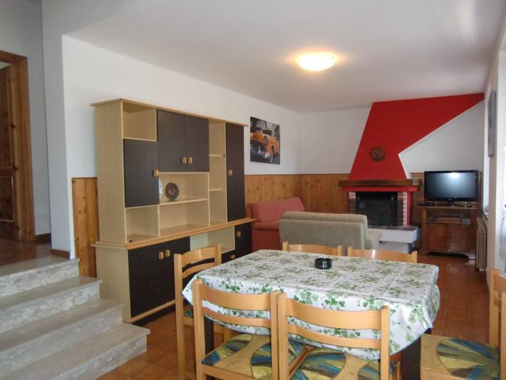Ganze Wohnung, Erdgeschosswohnung mit Seeblick in Val Maria-pur, Ledro