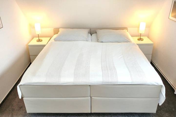 Ferienwohnung für 3 Personen, mit Terrasse und Garten sowie Sauna in Glückstadt - 2