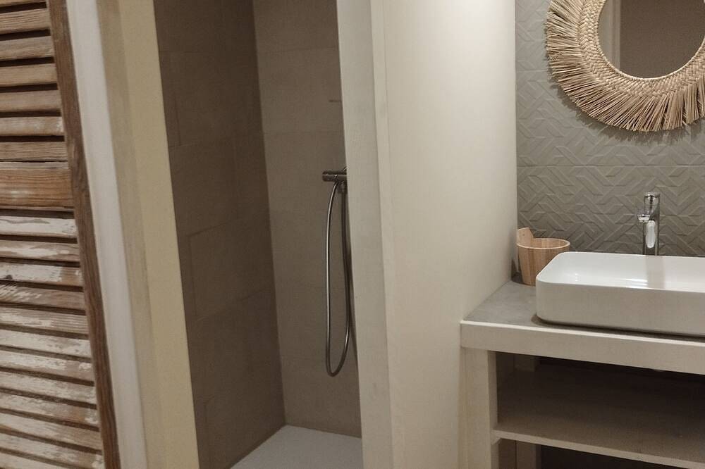 Ganze Wohnung, Apparently in sea and mountains in Gréolières, Cannes und Umgebung