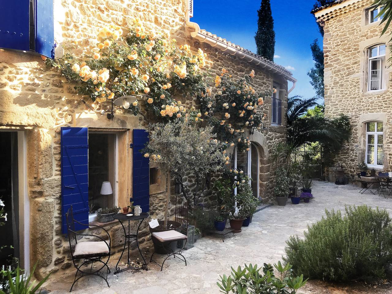 Gîte 'Les Aiguières en Provence' con Terraza Privada, Jardín Privado y Wi-Fi in Suze-la-Rousse, Región de Nyons