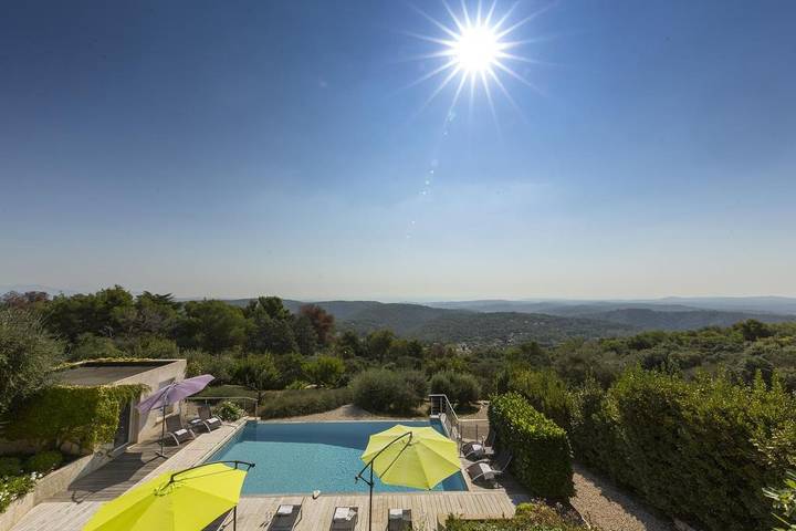 Location de vacances pour 8 personnes, avec piscine et jardin à Tourrettes-sur-Loup - 3