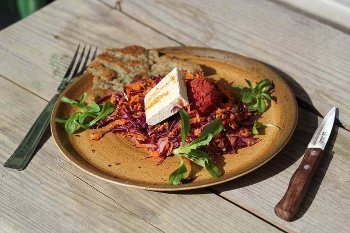 Location de vacances pour 2 personnes, avec jardin et vue à Lus-la-Croix-Haute - 2