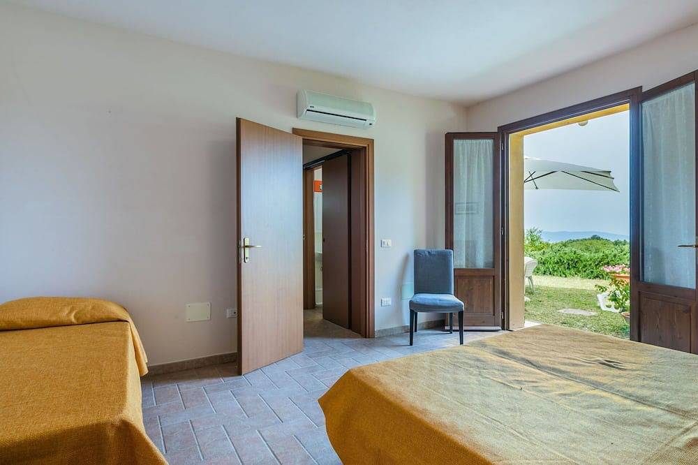 Ganze Wohnung, Gemütliche Wohnung mit Pool,  W-Lan, Klimaanlage, Tv, Innenhof, Haustiere erlaubt und Panoramablick in Castellina Marittima, Etruskische Küste