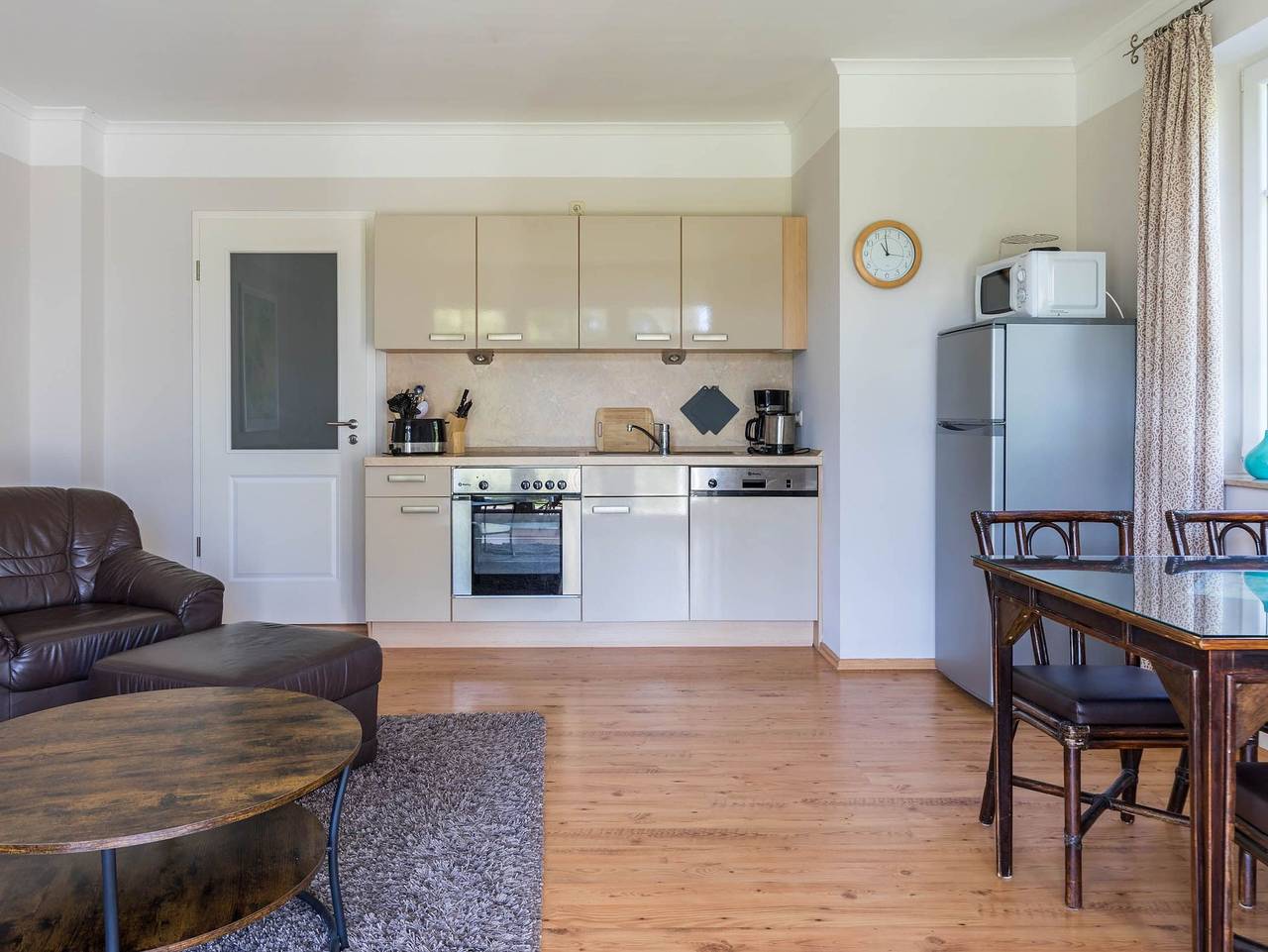 Ganze Ferienwohnung, Meerblick Wohnung 2 in Redewisch, Boltenhagen