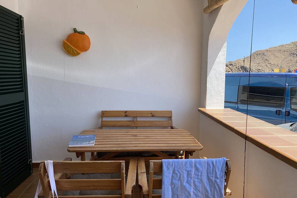 Entire apartment, Ground floor facing the sea in Fornells in Fornells, Es Mercadal