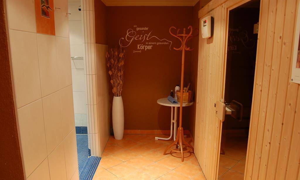 Ganze Ferienwohnung, Wohnung 4-9 Pers./3 Schlafräume/Du, Wc in Kappl, Verwall