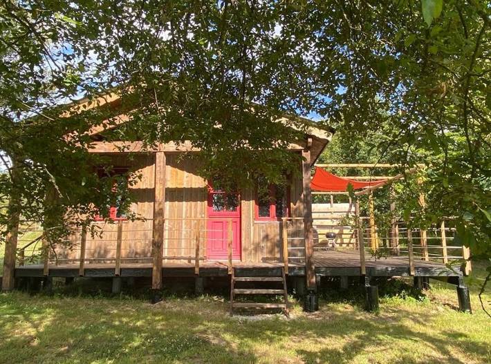 Gîte pour 4 personnes, avec jardin à Chauvé