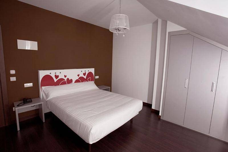 Hotel para 1 persona con jardín in Liencres, Piélagos