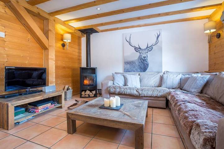 Chalet für 10 Personen, mit Balkon und Garten sowie Whirlpool, mit Haustier