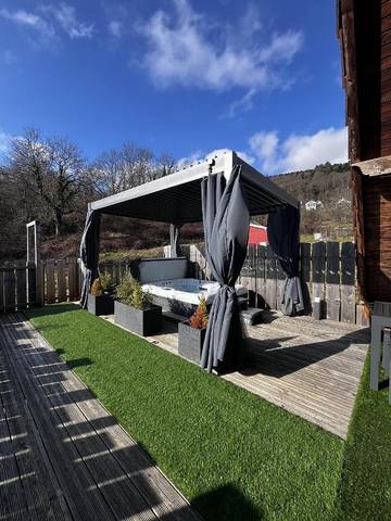 Gîte pour 3 personnes, avec jacuzzi et terrasse à Rimbachzell