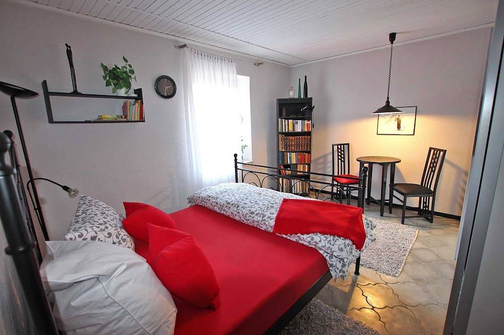 Ganze Wohnung, Ferienwohnung mit Charme - Flecken Zechlin See 9991 - See 9991 in Flecken Zechlin, Rheinsberg