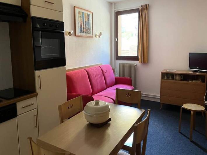 Chalet pour 4 personnes, avec piscine, adapté aux familles dans Gourette - 2