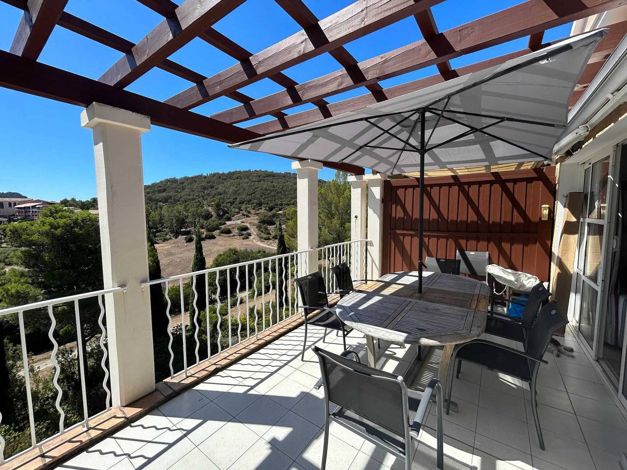 Ganze Wohnung, Familienapartment mit Meerblick in Agay - 40 m² + Pool in Cap Esterel, Saint-Raphaël