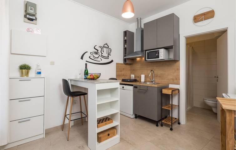 Ferienwohnung für 2 Personen, mit Terrasse und Garten in Rijeka - 4