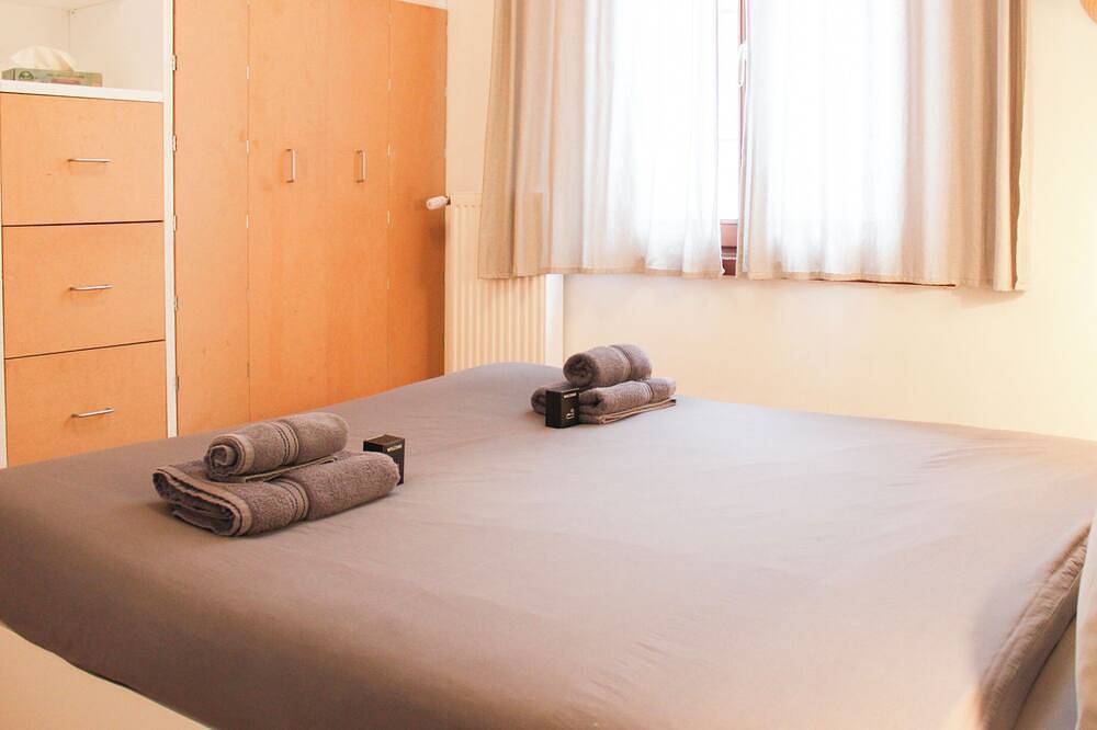 House with garden for 6 people in Vitry in Vitry-sur-Seine, Val-de-Marne