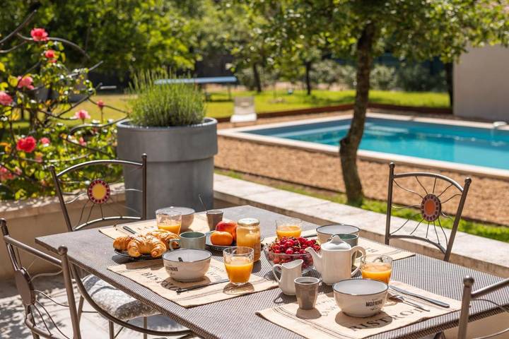 Location de vacances pour 4 personnes, avec piscine et jardin à Saint-Saturnin-lès-Apt - 3