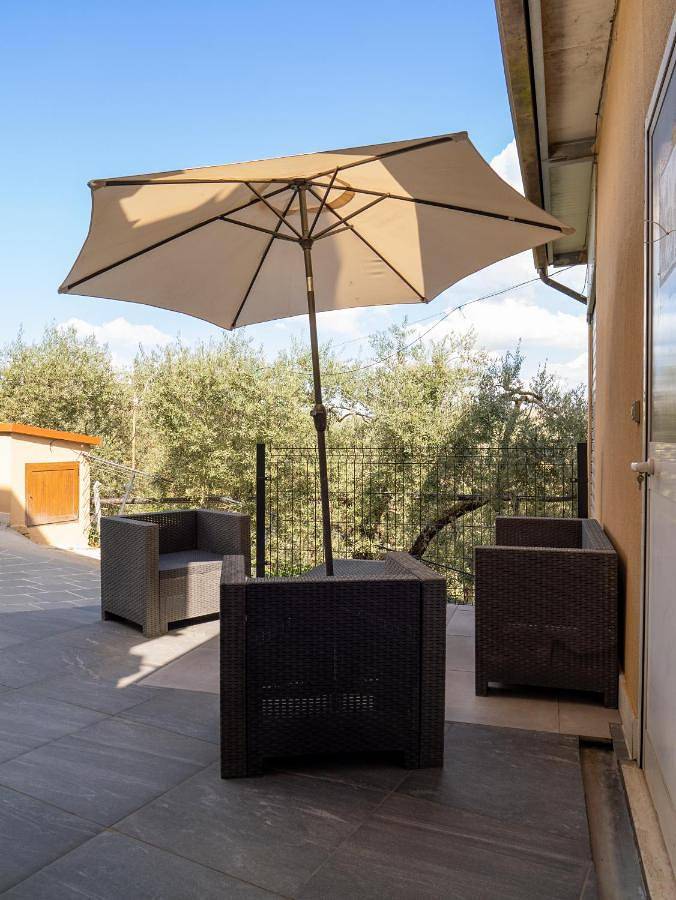 Gîte pour 6 personnes, avec vue ainsi que jardin et piscine, animaux acceptés à Ariano Irpino - 3