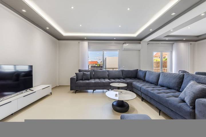 Ferienhaus für 8 Personen, mit Balkon und Garten in Albanien