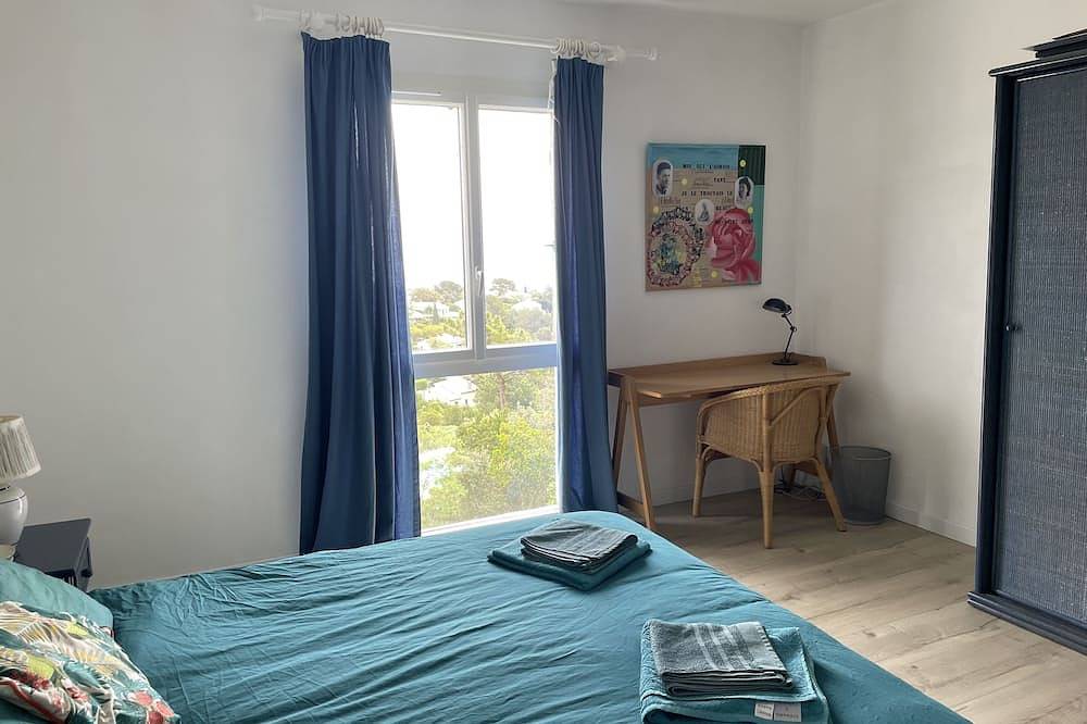 Schöne Villa, mit herrlichem Meerblick und Pool, ideal für 2 Familien, in Saint-Aygulf, Frejus