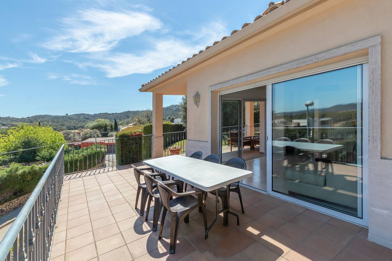 Villa "Elodia" met tuin, terras, zwembad & wifi in Cabanyes, Calonge