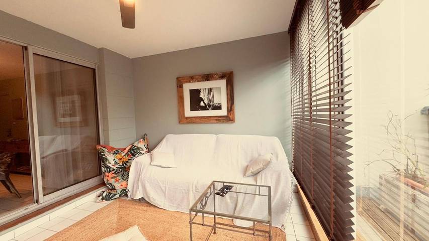 Gîte pour 6 personnes, avec terrasse dans Plage de la Saline - 4