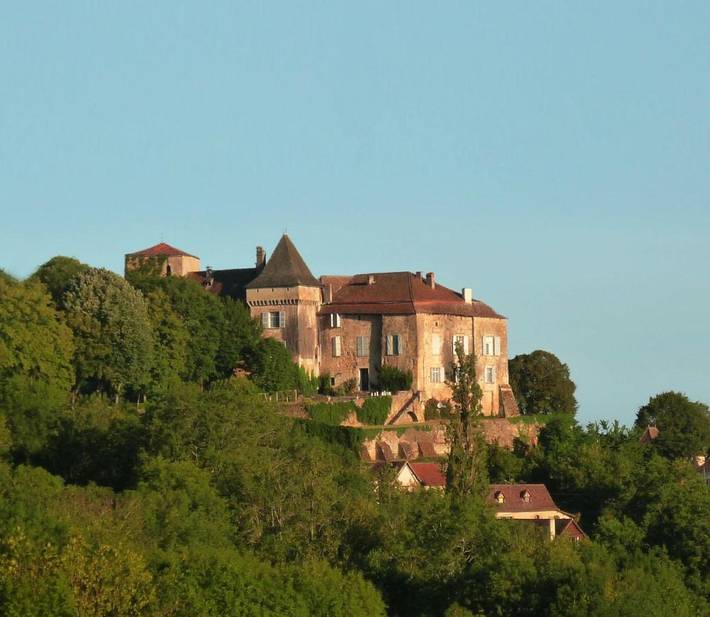 Location de vacances pour 14 personnes, avec vue ainsi que jardin et piscine à Béduer - 2
