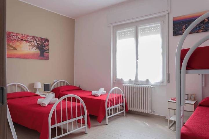 Appartement entier, Zona Fiera Rho Però, Irccs Ospedale Galeazzi - Sant'Ambrogio for families in Rho, Province de Milan