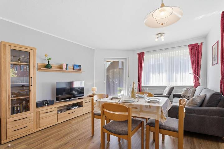 Ferienwohnung für 4 Personen, mit Terrasse und Garten in Zingst