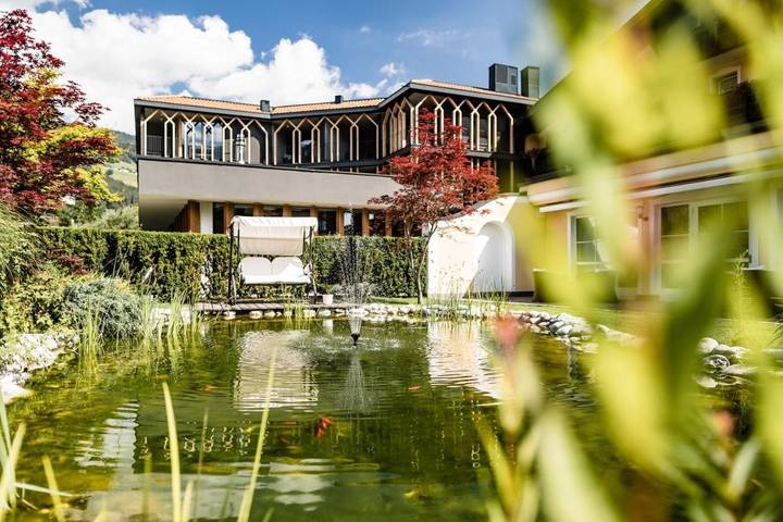 Hotel für 2 Personen, mit Garten und Pool sowie Sauna und Whirlpool, mit Haustier in Sterzing