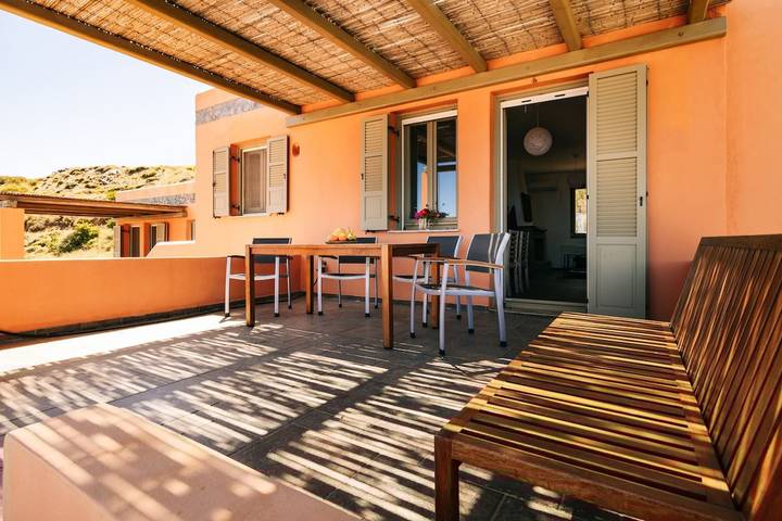 Location de vacances pour 3 personnes, avec terrasse, adapté aux familles dans Kea - 4