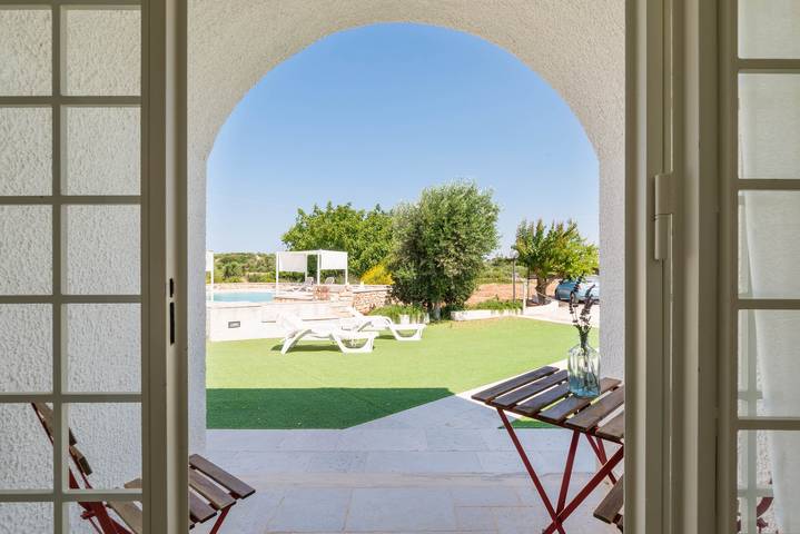 Location de vacances pour 8 personnes, avec jardin à Ostuni - 4