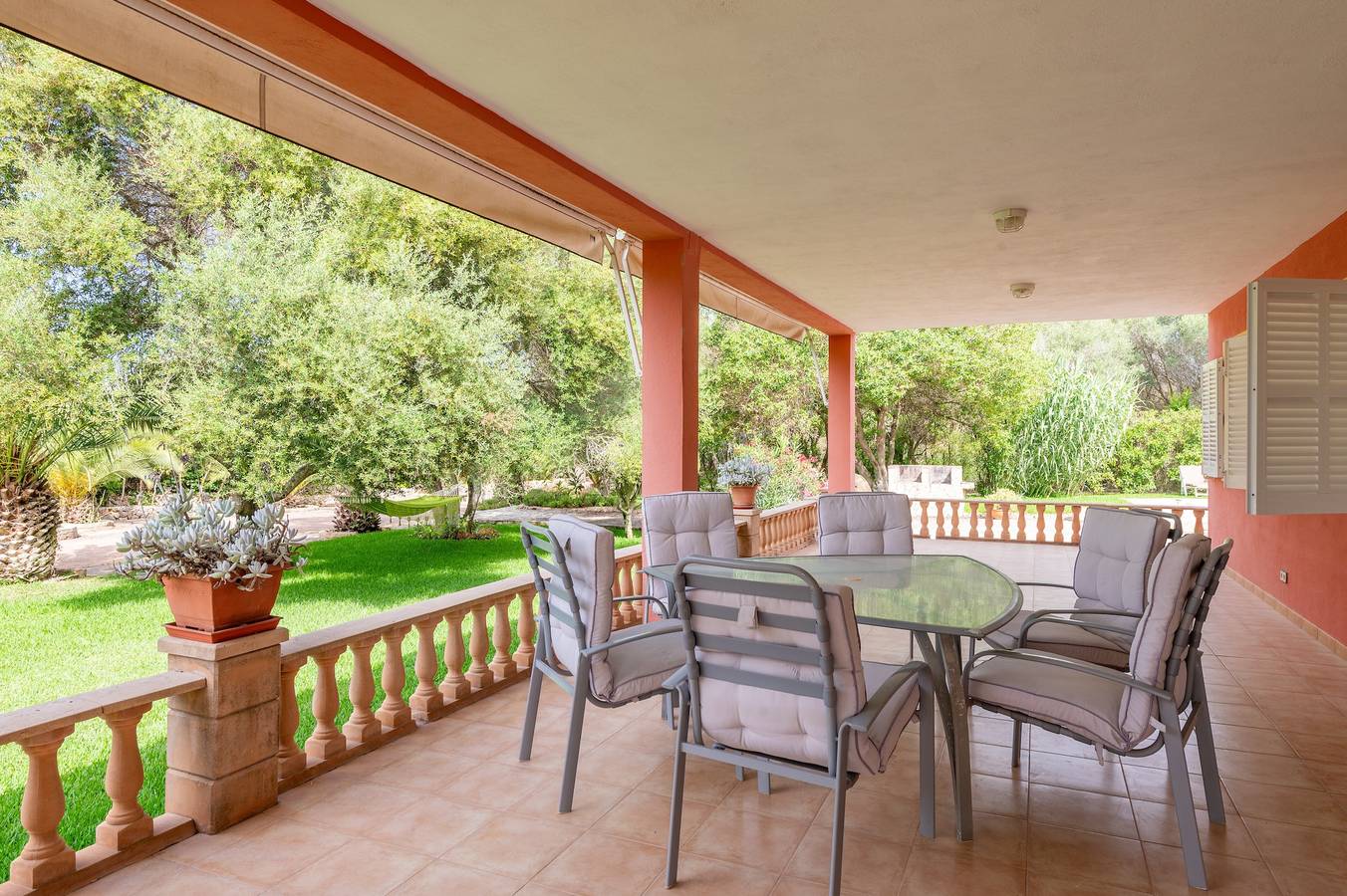 Ferienhaus 'Luna Azul' mit privatem Pool, privater Terrasse und Wlan in S'Aranjassa, Palma