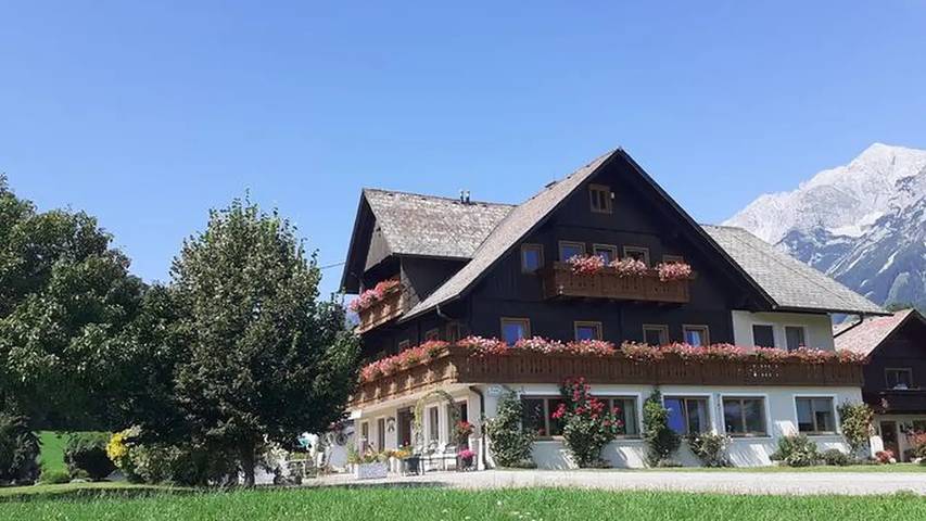 Bauernhof für 5 Personen, mit Garten und Sauna in Ramsau am Dachstein - 2