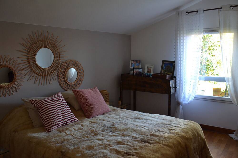 Confortable Maison Avec Piscine , Proche du Centre de Bayonne, Animaux Acceptés! in Bayonne, Région de Bayonne