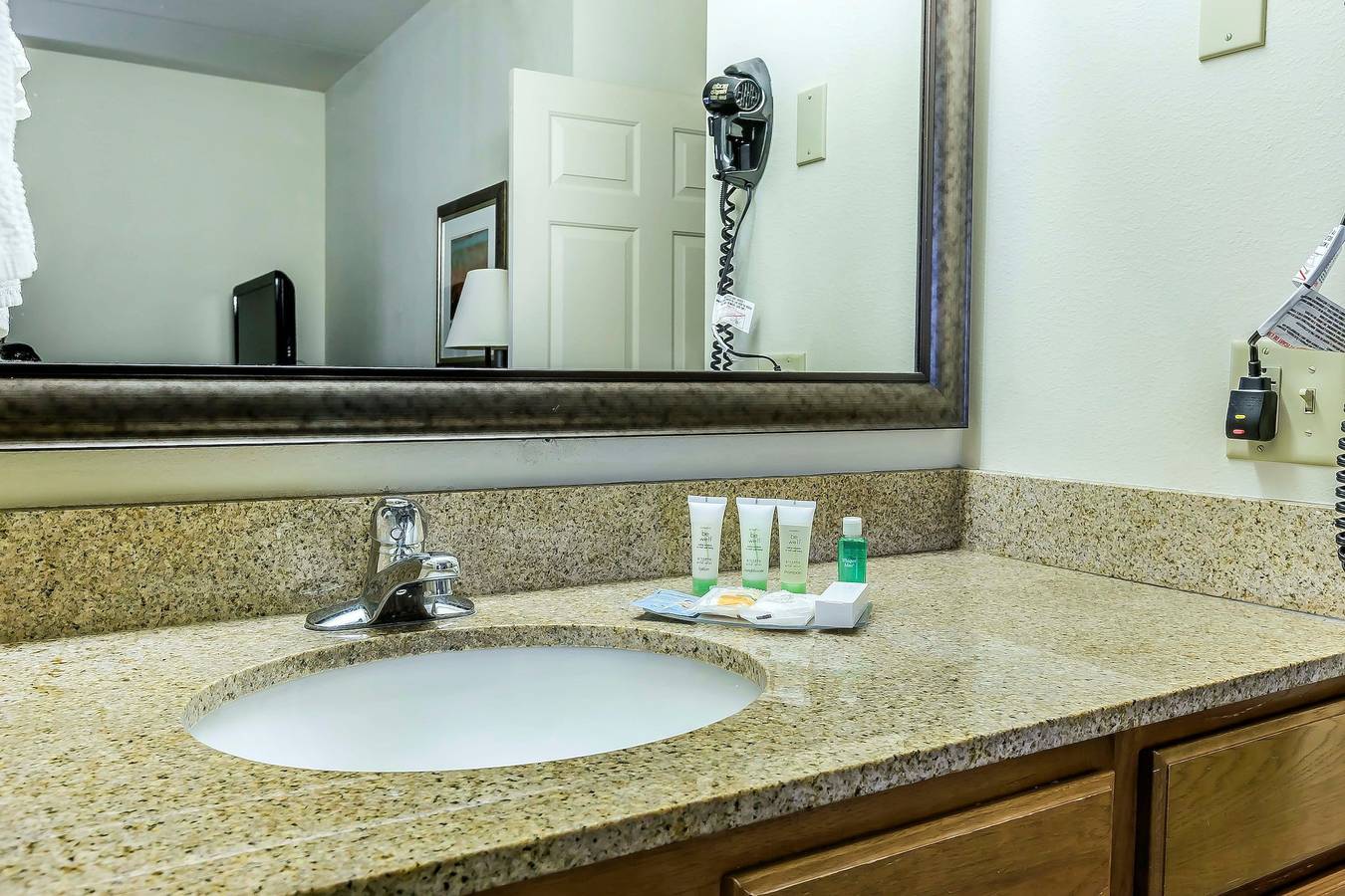 Entire apartment, Staybridge Chattanooga Dtwn-Conv Ctr in Chattanooga, Hamilton County (TN)