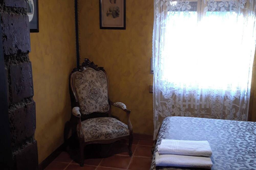 Homerez - Mountain View House in Ivanrey in Ciudad Rodrigo, Salamanca Province