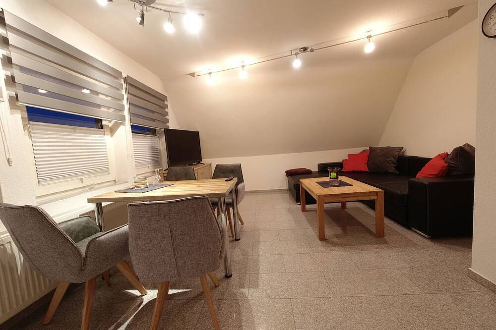 Ganze Wohnung, Gemütliche 4****Whg im Og, 2P, Terr./Garten, Boxspringbett, Nr, keine Haustiere in Haselünne, Hasetal