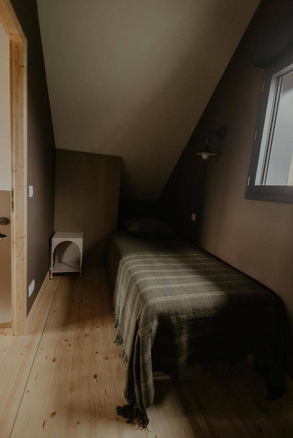 Chalet pour 4 personnes, avec Terrasse ainsi que Jardin et Vue à Pradiers