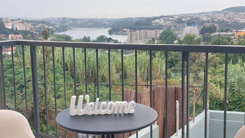 Casa de férias para 6 pessoas, com Terraço e Piscina em Campanhã