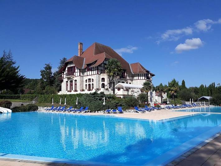 Location de vacances pour 6 personnes, avec piscine ainsi que terrasse et jardin à Daumazan-sur-Arize - 2