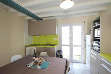 Gîte pour 5 personnes, avec jardin à Siouville-Hague