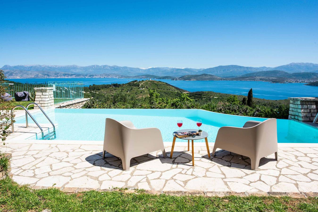 Villa Aloni Sinies in Corfu